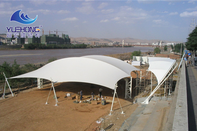 ��hĤ�Y������